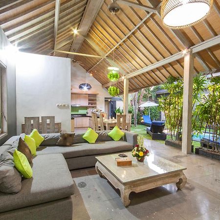 Villa Jalak Seminyak  Ngoại thất bức ảnh